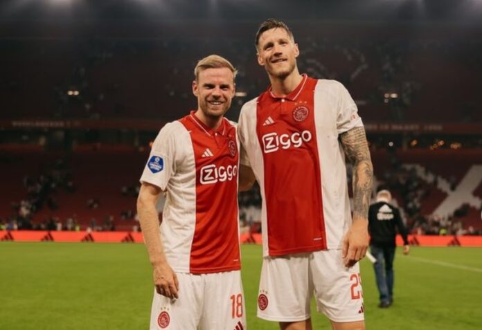 Davy Klaasen og Wout Weghorst