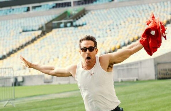 Ryan Reynolds koblet til kjøp av fotballklubb 150 ganger dyrere enn Wrexham