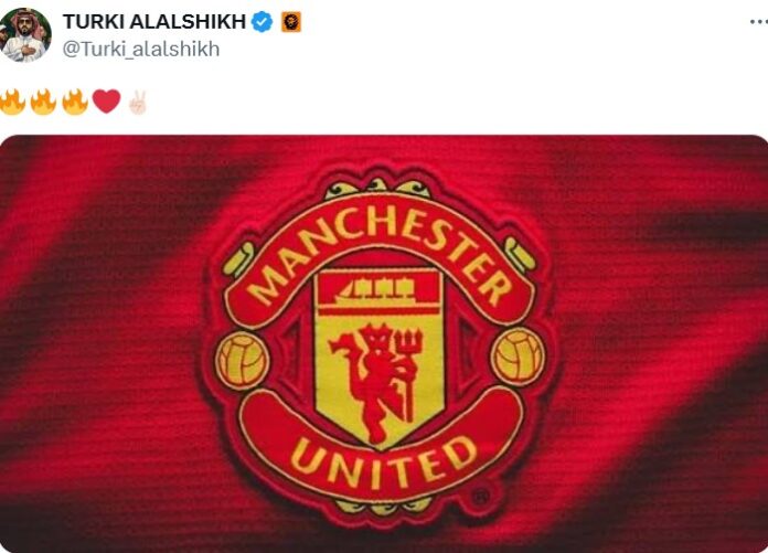 Manchester United logo tre flamme og en hjerte emoji